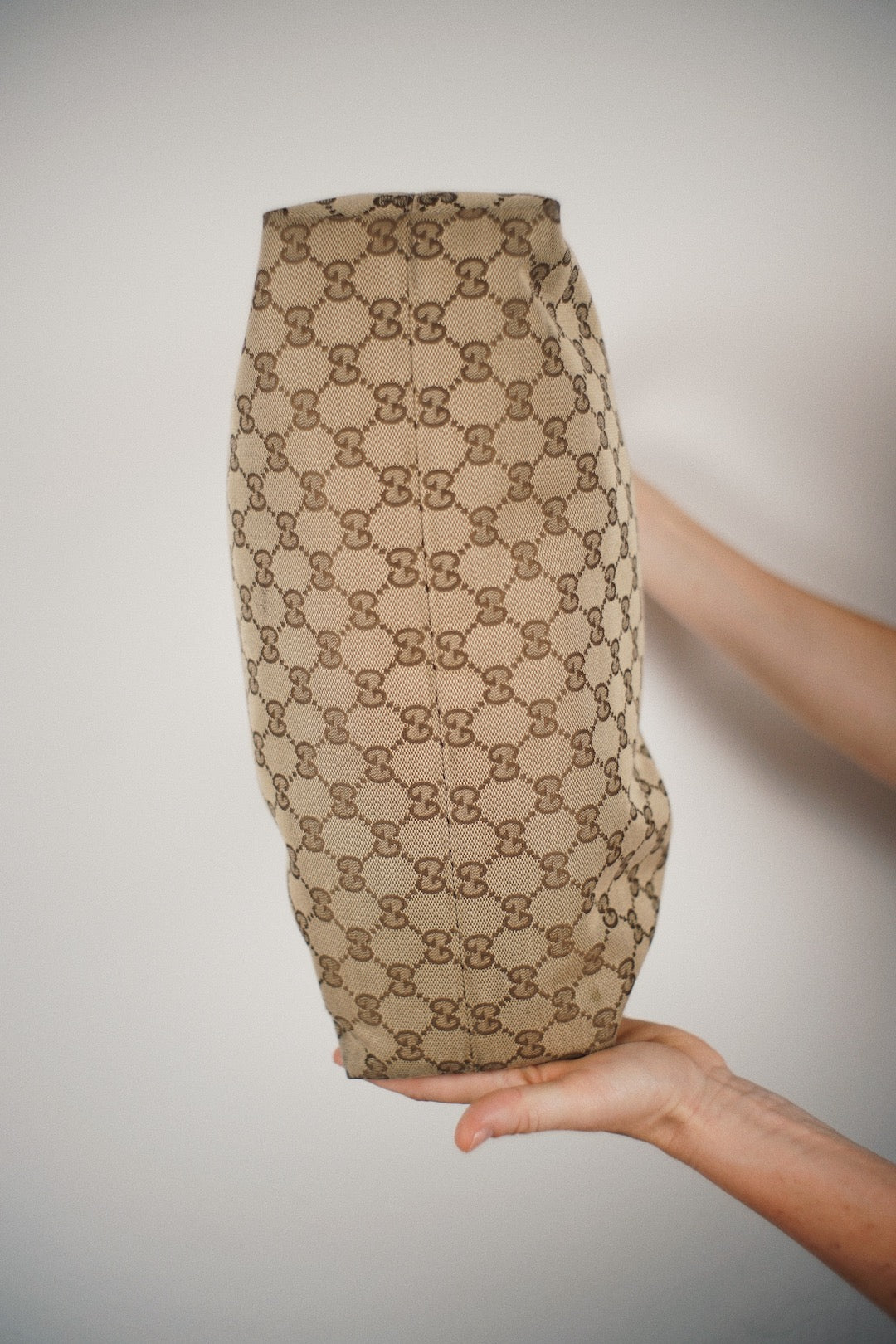 Gucci monogram hobo bag – Armadarchive